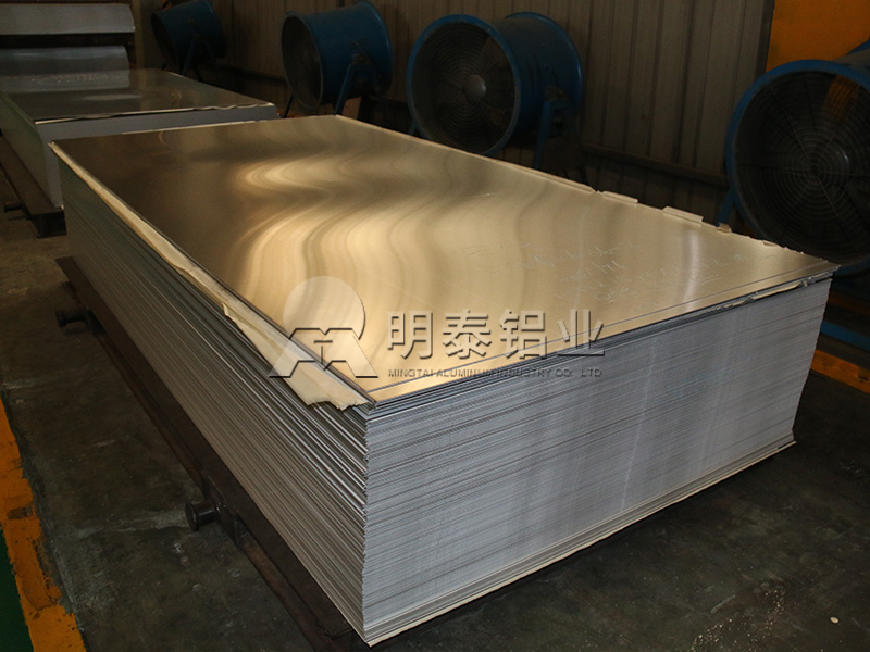 5m49铝板：优质门板料，环保耐用